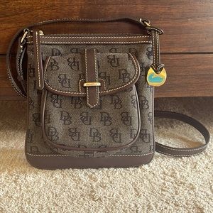 Dooney & Bourke Letter Carrier crossbody. Great for travel! Fabric logo.